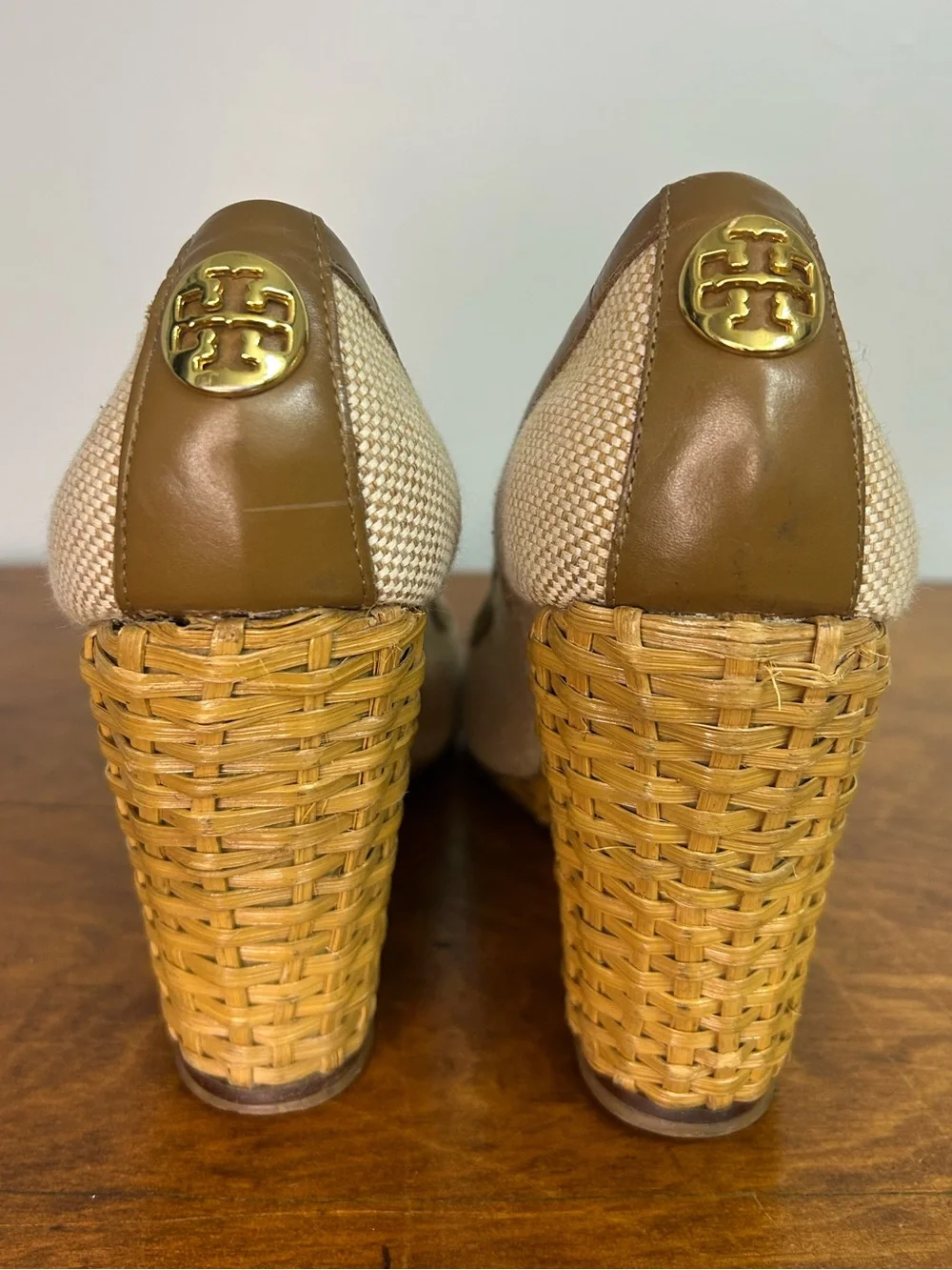 Tory Burch Women's Cream and Brown Woven Wedge size 10